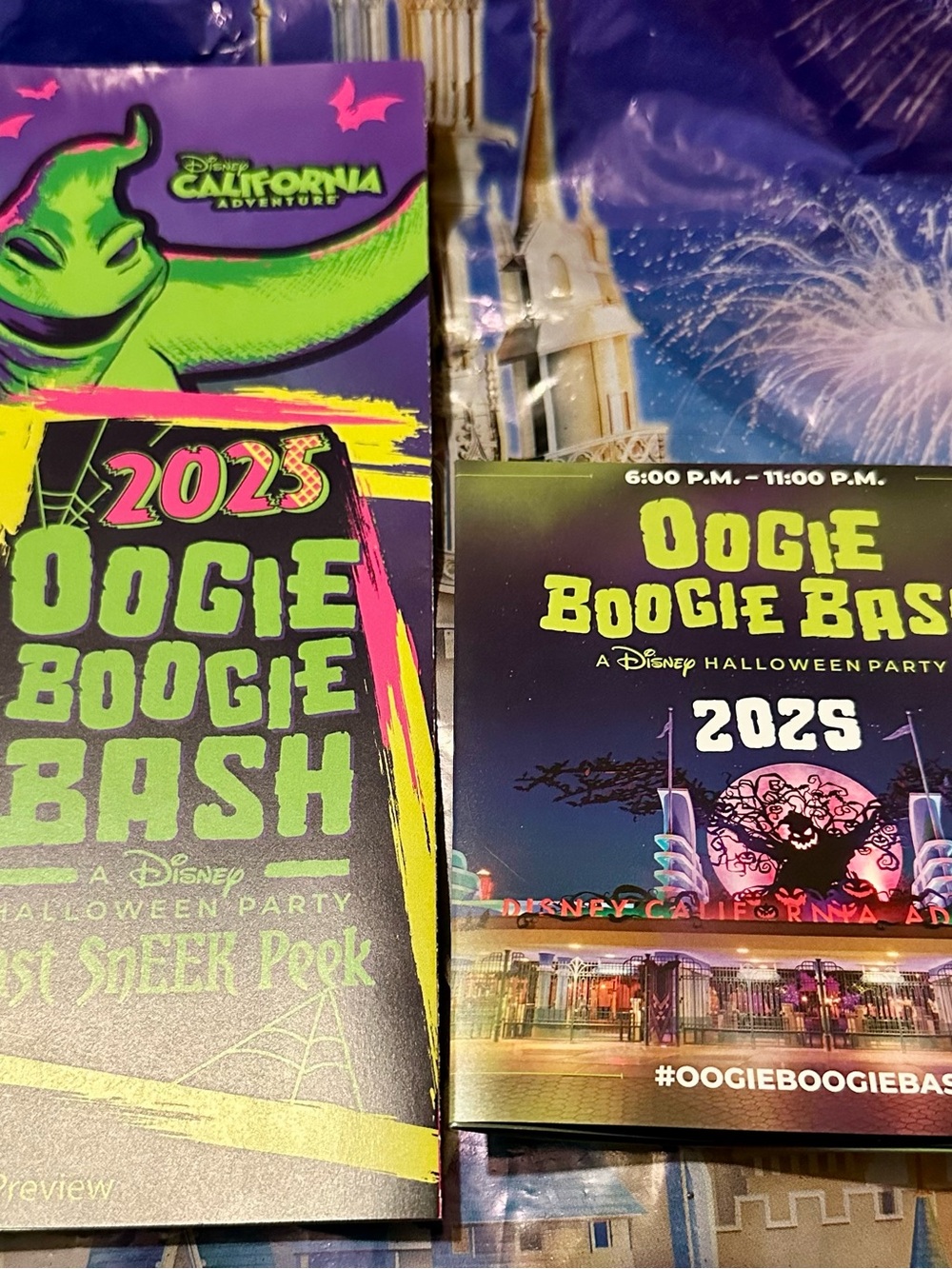 2025 Oogie Boogie Bash Cast Sneak Peek Preview Guide Map Rare Collectible